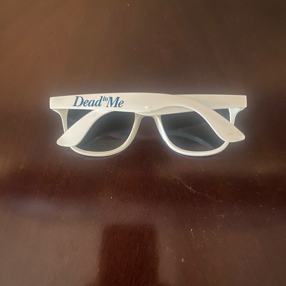 Netflix Dead To Me Accessories Dead To Me Sunglasses Netflix